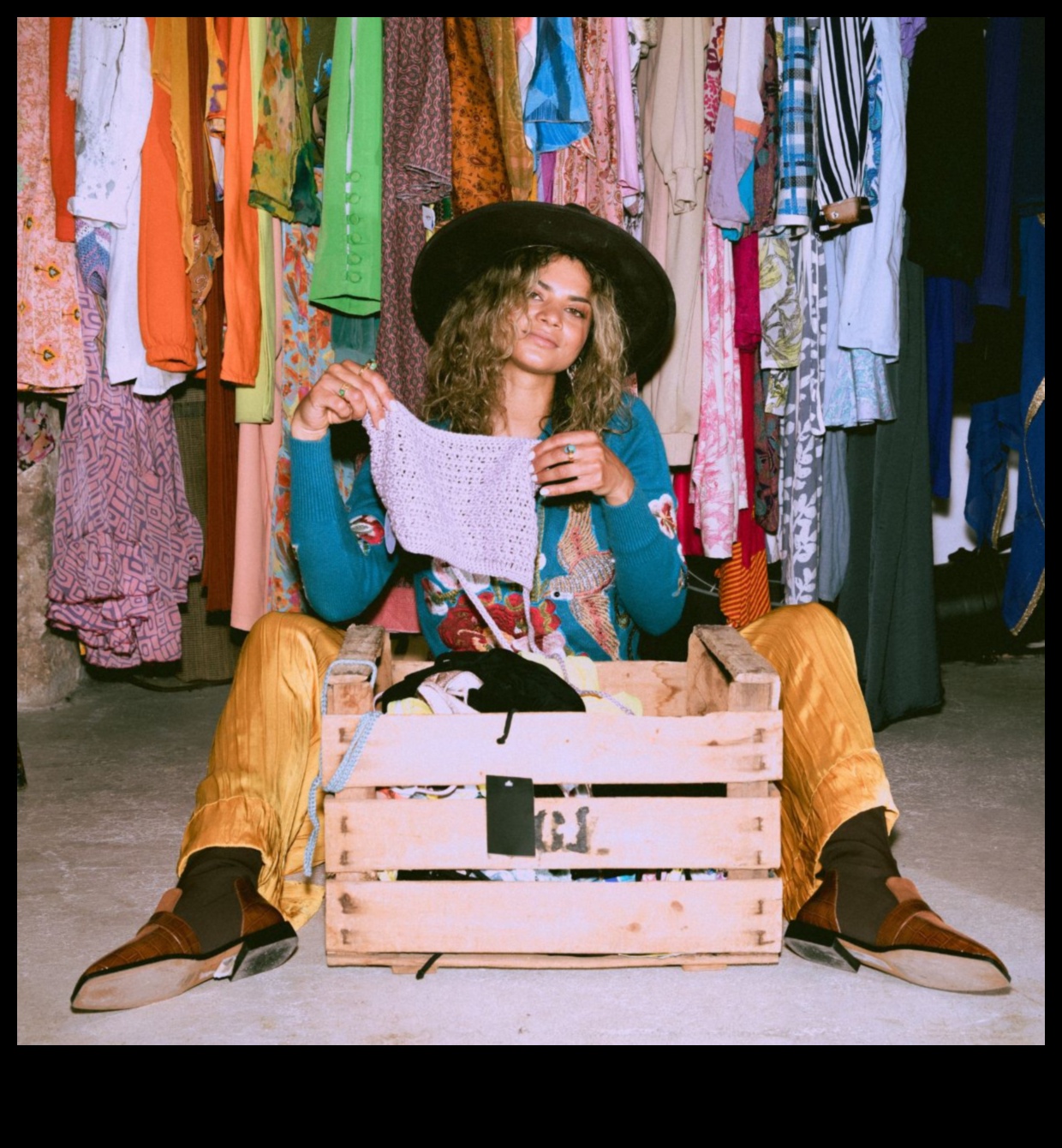 Retro Revelry: Vintage outfits για μια διαχρονική γιορτή