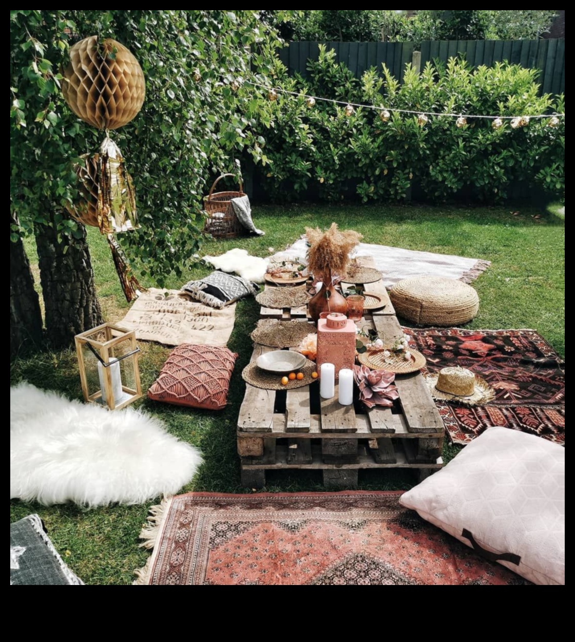 Πώς μπορώ να ενσωματώσω Συμβουλές για τη διακόσμηση ενός υπαίθριου σημείου για πικνίκ με Boho Vibes;