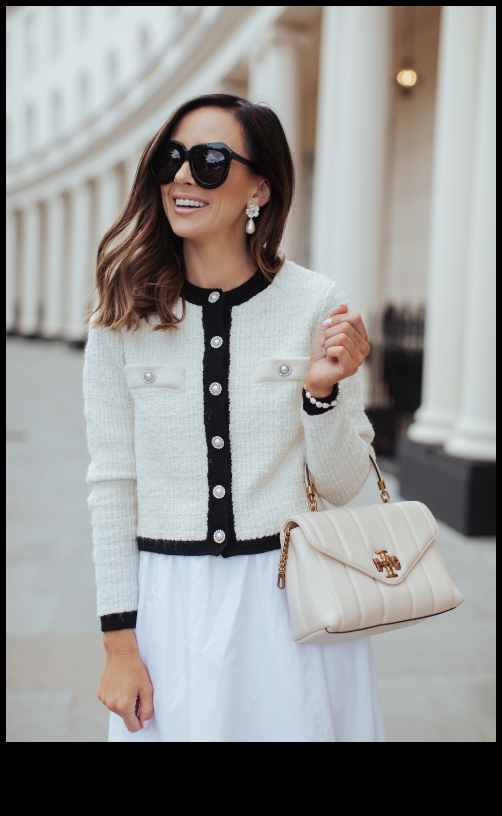 Iconic Chic: Ανεβάστε το look σας με την κλασική μόδα