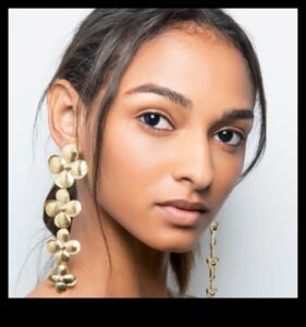 The Foundation of Youth: Συμβουλές μακιγιάζ για νεανική εμφάνιση